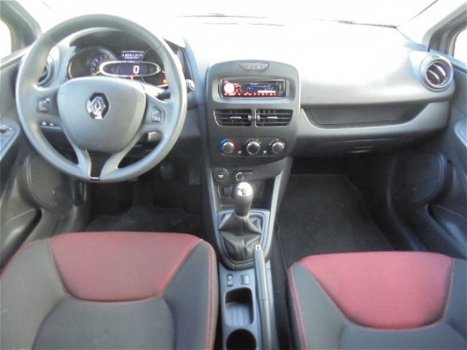 Renault Clio - 0.9 TCe Dynamique * Nw-Type * 5Drs * 70Dkm * Dealer Auto - 1