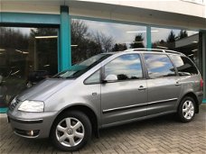 Volkswagen Sharan - 1.9 TDI 160PK ABT HIGHLINE Leder, Xenon, Dak, Navi, Pdc, TrHaak