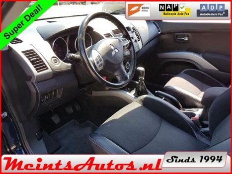 Mitsubishi Outlander - 2.2 DI-D 177Pk 4WD Grijs Kenteken Intense Panel Van - 1