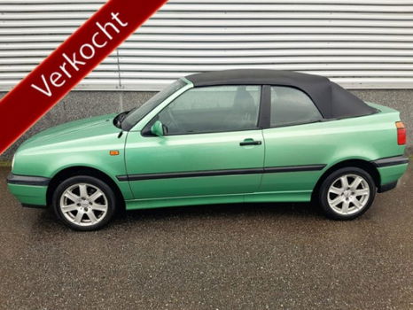 Volkswagen Golf Cabriolet - 1.8i 55KW NIEUWE KAP. 1995 - 1