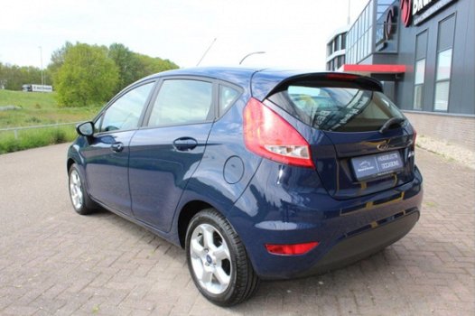 Ford Fiesta - TREND 5 DEURS 82PK AIRCO LMV TREKHAAK - 1