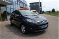 Ford Fiesta - TREND 5 DEURS 82PK AIRCO LMV TREKHAAK - 1 - Thumbnail