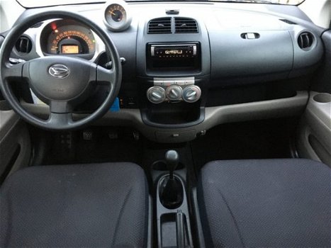 Daihatsu Sirion 2 - 1.3-16V Comfort - 1