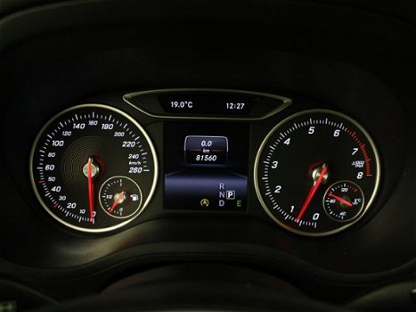 Mercedes-Benz B-klasse - 180 Automaat Navigatie, Cruise Controle. 