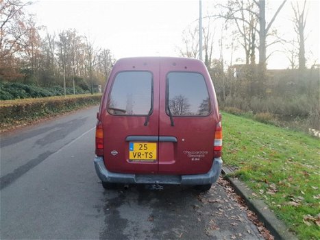 Nissan Vanette - 2.3 Cargo Combi-8 Nieuwe apk airco 1 ste Eigenaar 144000km NAP - 1