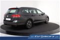 Volkswagen Passat Variant - 1.6 TDI *Navigatie*Camera*Climate Control - 1 - Thumbnail