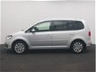 Volkswagen Touran - 1.4 TSI 140pk Highline trekhaak, navigatie, dealer onderhouden, 1ste eigenaar Ni - 1 - Thumbnail