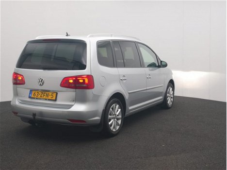 Volkswagen Touran - 1.4 TSI 140pk Highline trekhaak, navigatie, dealer onderhouden, 1ste eigenaar Ni - 1