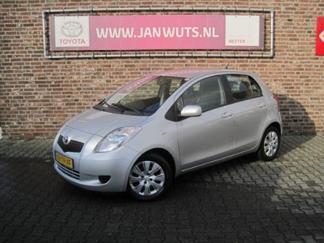 Toyota Yaris - 1.3 VVT-i Sol + trekhaak - 1