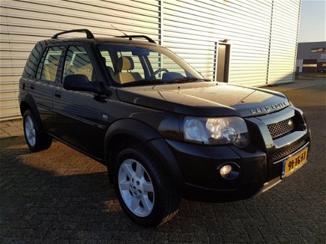 Land Rover Freelander Station Wagon - 2.0 Td4 S Summit Airco/NAVI/Cruise/Trekhaak - 1