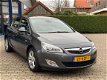 Opel Astra - 1.4 Turbo Cosmo Clima Cruise Trekhk NL-Auto NAP Dealer Onderhouden - 1 - Thumbnail