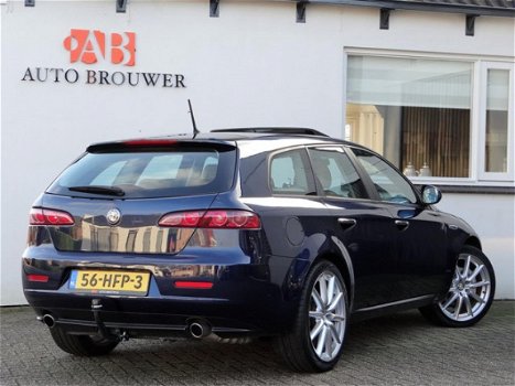 Alfa Romeo 159 Sportwagon - 2.2 JTS | 200pk - 1