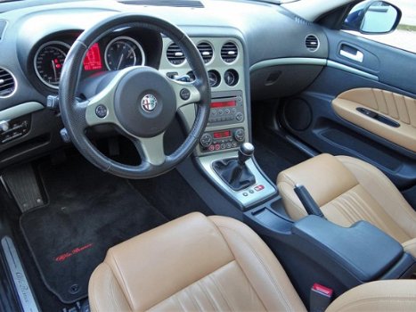 Alfa Romeo 159 Sportwagon - 2.2 JTS | 200pk - 1
