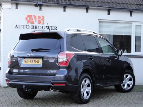 Subaru Forester - 2.0 D Luxury 147pk | VAN - 1