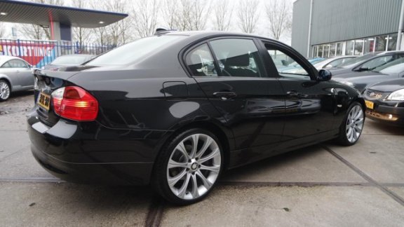 BMW 3-serie - 318i High Executive groot navi-pdc-cruisecontrol - 1