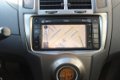 Toyota Yaris - 1.3 VVTi Aspiration met climate control en navigatie - 1 - Thumbnail