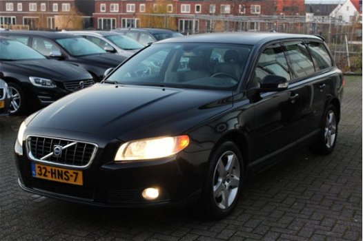 Volvo V70 - 2.0D 136PK | Navi | Leer | Top onderhouden - 1