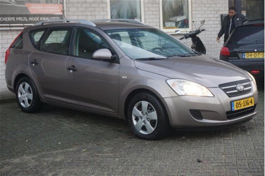 Kia Cee'd Sporty Wagon - 1.6 CRDi X-tra - 1