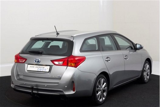 Toyota Auris Touring Sports - 1.8 Hybrid Executive Automaat Trekhaak - 1