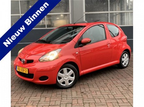 Toyota Aygo - 1.0-12V Comfort Automaat/Schuifdak km 85.000 Nap 2009 Dealer onderhouden 1e eigenaar - 1