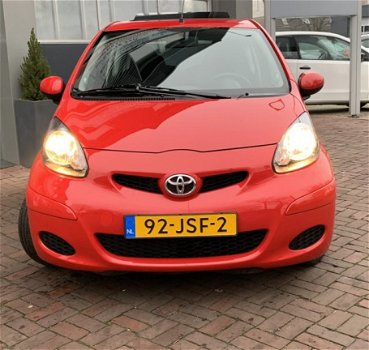 Toyota Aygo - 1.0-12V Comfort Automaat/Schuifdak km 85.000 Nap 2009 Dealer onderhouden 1e eigenaar - 1