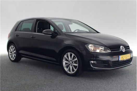 Volkswagen Golf - 1.2 TSI 110 PK Highline NAVI / CLIMA / CAMERA / CRUISE - 1