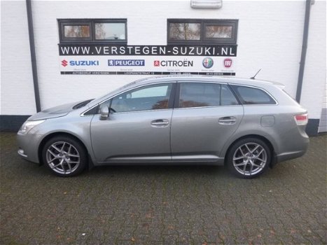 Toyota Avensis Wagon - 1.8 VVT-i Dynamic - 1