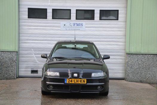 Seat Leon - 1.8-20VT Topsport BJ'03 Airco Apk 10-2020 - 1