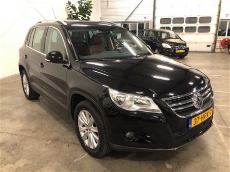 Volkswagen Tiguan - 1.4 TSI Sport&Style 4Motion panorama leer trekhaak cruise - 1