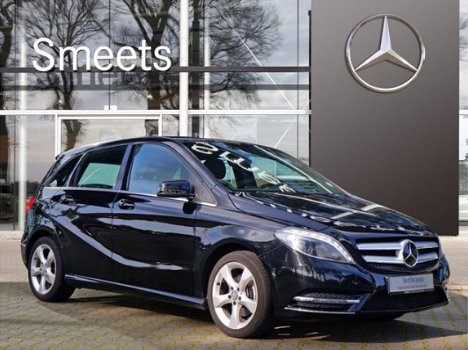 Mercedes-Benz B-klasse - 180 Automaat | Navigatie | Cruise control | Hoge instap | - 1