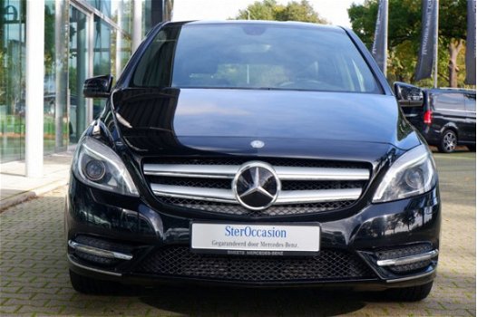 Mercedes-Benz B-klasse - 180 Automaat | Navigatie | Cruise control | Hoge instap | - 1