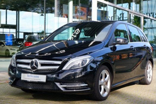 Mercedes-Benz B-klasse - 180 Automaat | Navigatie | Cruise control | Hoge instap | - 1