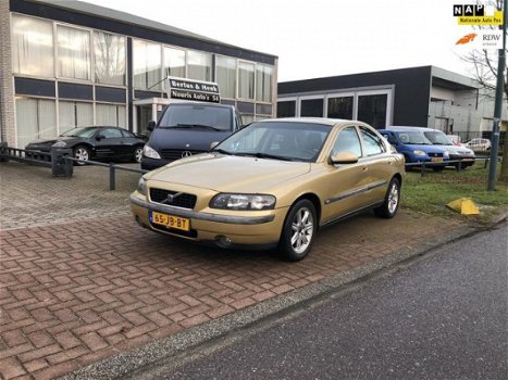 Volvo S60 - 2.4 Bj.2002 Kmst.348954 met APK tot 27-12-2019 - 1