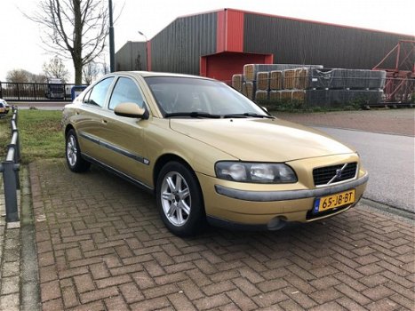 Volvo S60 - 2.4 Bj.2002 Kmst.348954 met APK tot 27-12-2019 - 1