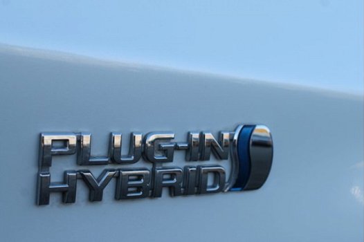 Toyota Prius - 1.8 Plug-in Executive Business - 1