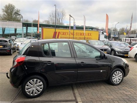 Renault Clio - 1.2 Special Line Airco Navigatie 5 Drs - 1