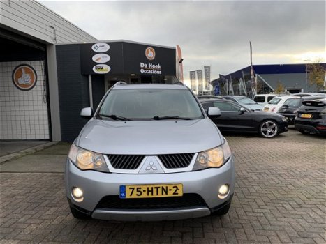 Mitsubishi Outlander - 2.4 Intro Edition 2WD Navigatie Netjes - 1