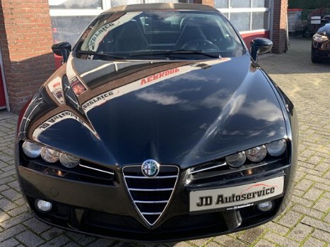 Alfa Romeo Spider - 2.2 JTS Exclusive - 1