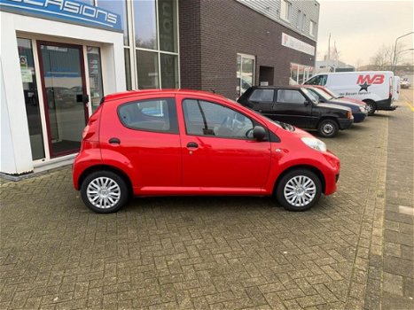 Peugeot 107 - 1.0-12V XS / 5 Deurs / Nieuwe APK / - 1