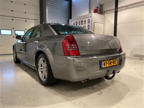 Chrysler 300C - 3.0 V6 CRD | Slechts 174KM|Leder|Navigatie| - 1