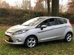 Ford Fiesta - 1.25 Titanium airco nieuwe apk sportvelgen top auto - 1 - Thumbnail