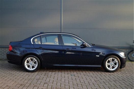 BMW 3-serie - 318i Business Line | Automaat | Navigatie | Leder - 1