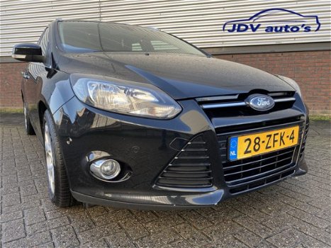 Ford Focus Wagon - 1.6 TDCI Titanium | AUTO PARKING | NAVI | PDC VOOR+ACHTER | GEEN AFLEVERKOSTEN - 1