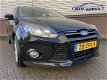 Ford Focus Wagon - 1.6 TDCI Titanium | AUTO PARKING | NAVI | PDC VOOR+ACHTER | GEEN AFLEVERKOSTEN - 1 - Thumbnail