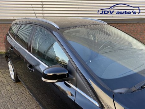 Ford Focus Wagon - 1.6 TDCI Titanium | AUTO PARKING | NAVI | PDC VOOR+ACHTER | GEEN AFLEVERKOSTEN - 1