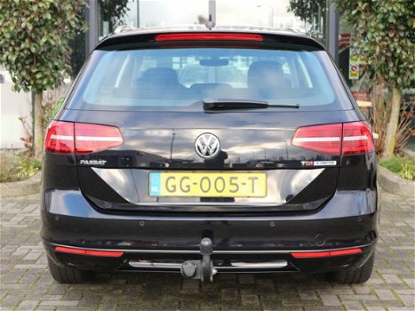 Volkswagen Passat Variant - 1.6 TDI Business Edition DSG LED NAVI TREKHAAK ECC - 1