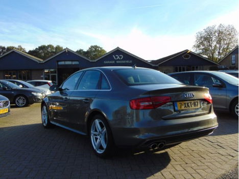 Audi A4 - 1.8TFSI Limited S-Line 170PK Navi - 1