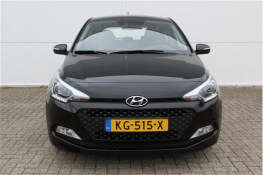 Hyundai i20 - 1.2 HP i-Motion Comfort *CLIMA / CRUISE / USB - 1