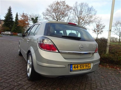 Opel Astra - 1.6 T Cosmo 5drs, 180PK 1ste eigenaar, NAP, Clima - 1