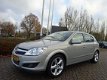 Opel Astra - 1.6 T Cosmo 5drs, 180PK 1ste eigenaar, NAP, Clima - 1 - Thumbnail